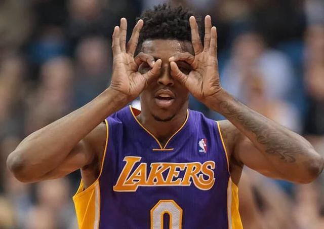 阿尔特塔的双线攻势：阿森纳在英超与欧冠的完美演绎（阿尔特塔两线并驱：阿森纳英超与欧冠的巅峰答卷）