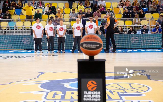 曼晚：多古和达洛特撑不起来曼联左路，俱乐部冬窗可能有动作（曼晚：多古、达洛特难撑曼联左路，冬窗或将有所动作）