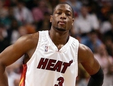 巴萨生死战来袭，法兰克福隐藏致命危机！（巴萨生死战将至，法兰克福暗藏致命隐患）