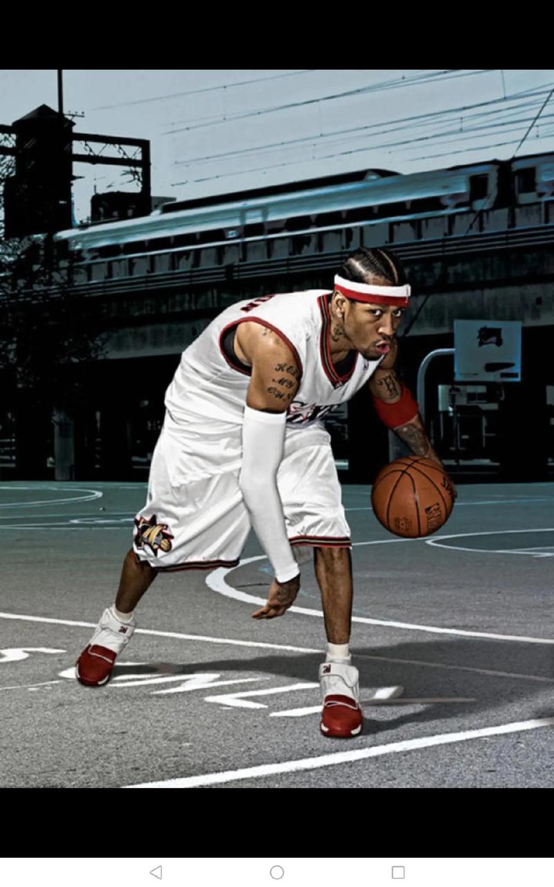 一日意甲动向：国米大胜科莫晋级榜首，米兰中锋实在是太令人发愁（意甲今日观察：国米横扫科莫登顶，米兰中锋难题令人头疼）