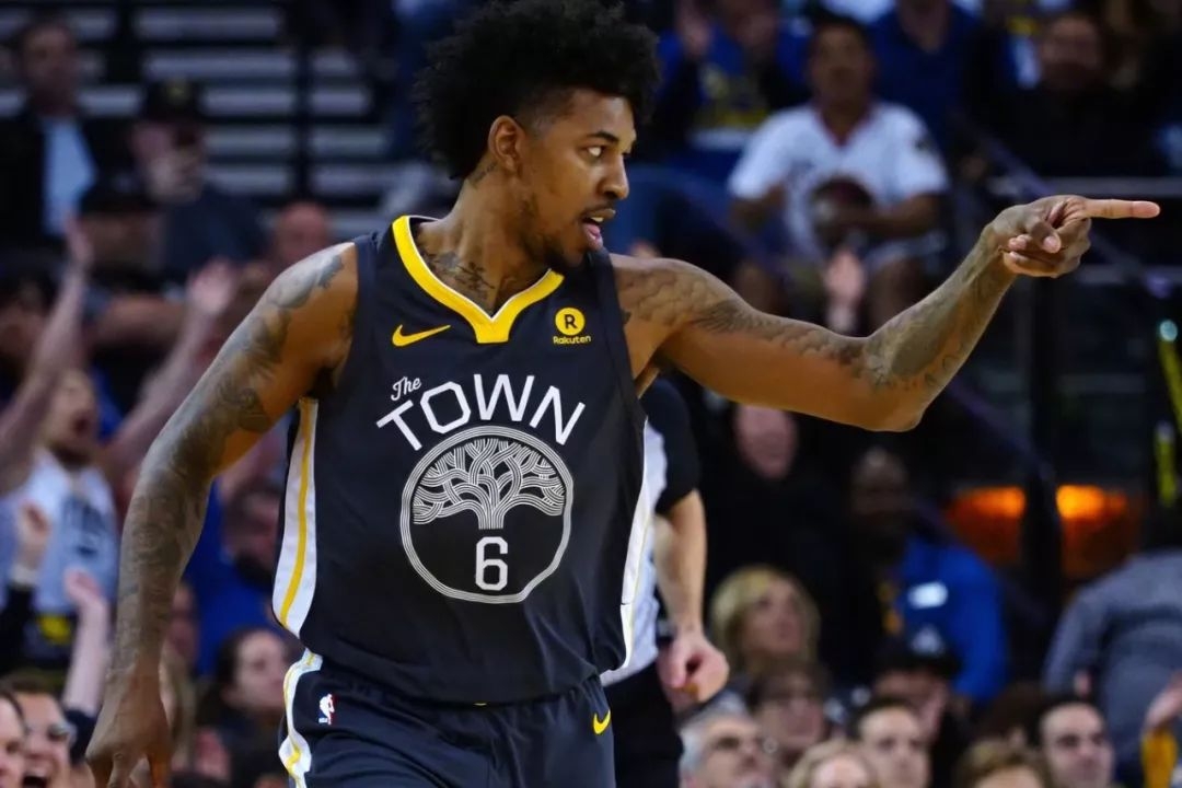 赵宇豪：祝福尹鸿博未来一切顺利；祝愿河南队足协杯夺冠（赵宇豪：祝尹鸿博前程似锦，盼河南队捧起足协杯）