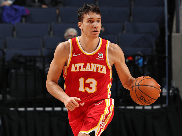 CBA：浙江男篮强势取胜 稳居积分榜前列（CBA：浙江男篮再下一城，稳坐积分榜前列）