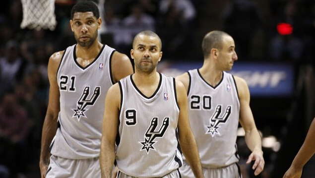 2025中冠奖项公布：厦门队张越包揽最佳球员、最佳射手（2025中冠奖项出炉：厦门队张越荣膺最佳球员并获最佳射手）